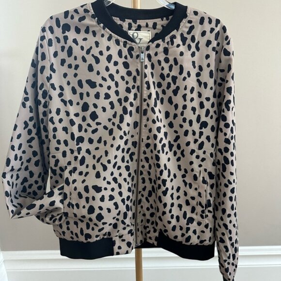 AMPERSAND AVE Leopard Print Bomber Jacket Size Medium - Picture 1 of 7